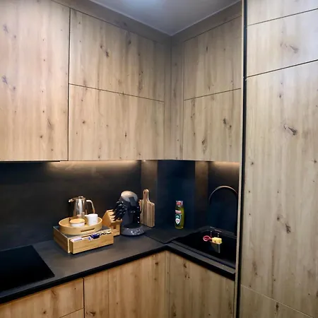 アパート Vini ヤホリナ